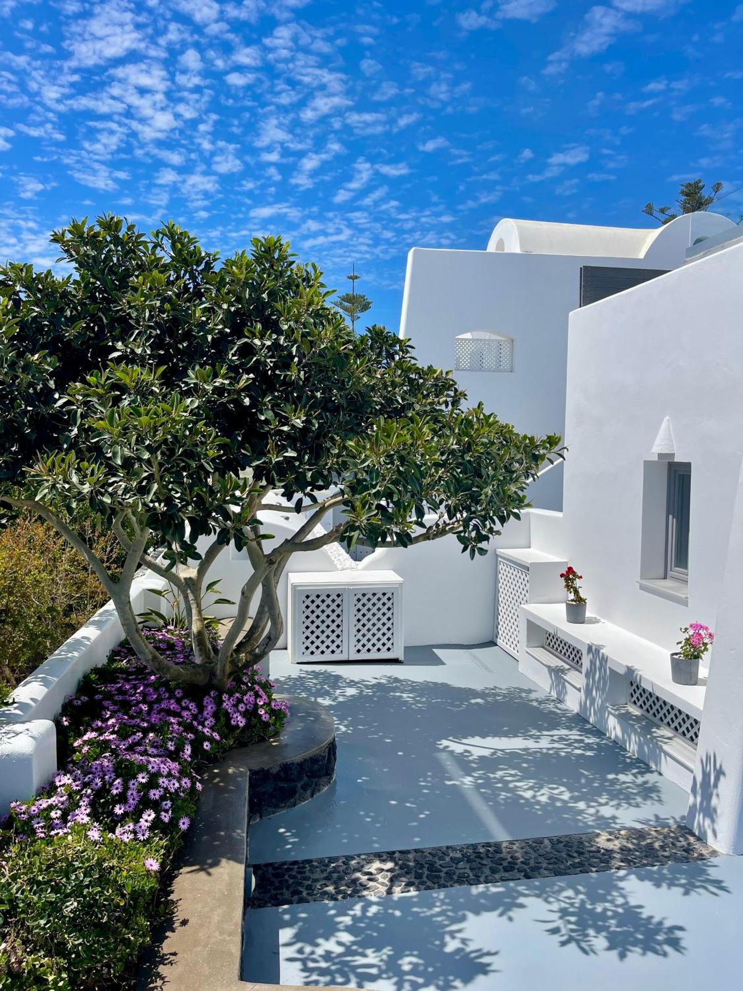 White Harmony Suites Megalochori  Exterior foto