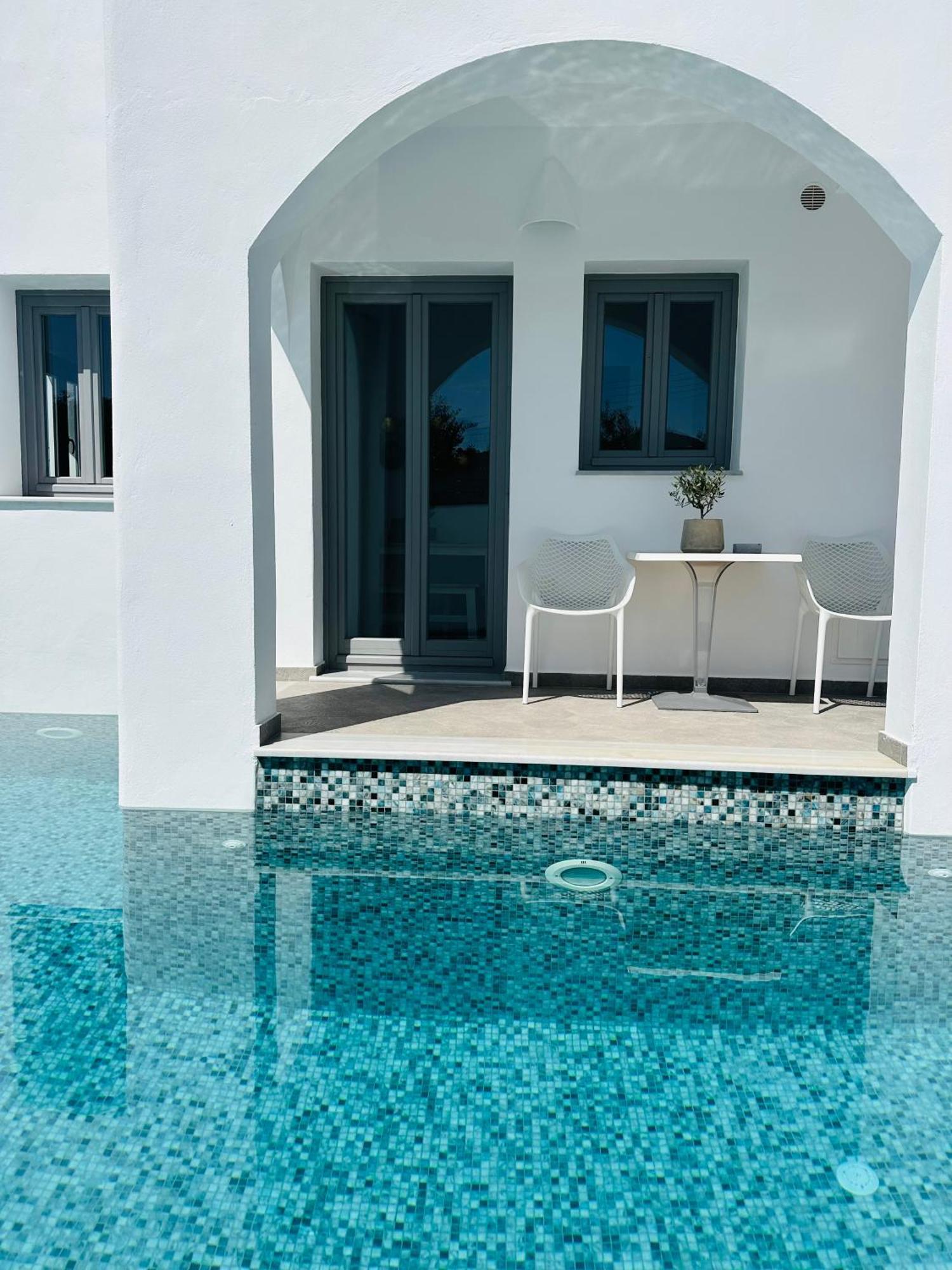 White Harmony Suites Megalochori  Exterior foto