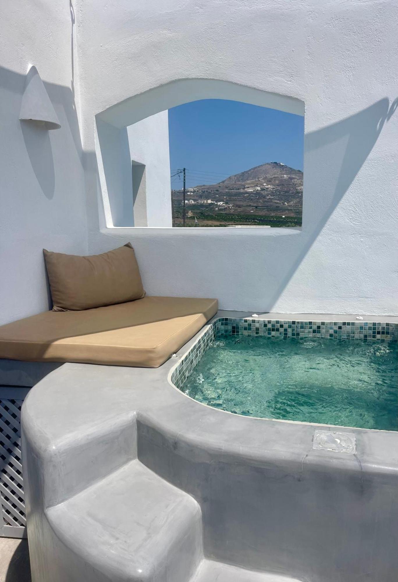 White Harmony Suites Megalochori  Exterior foto